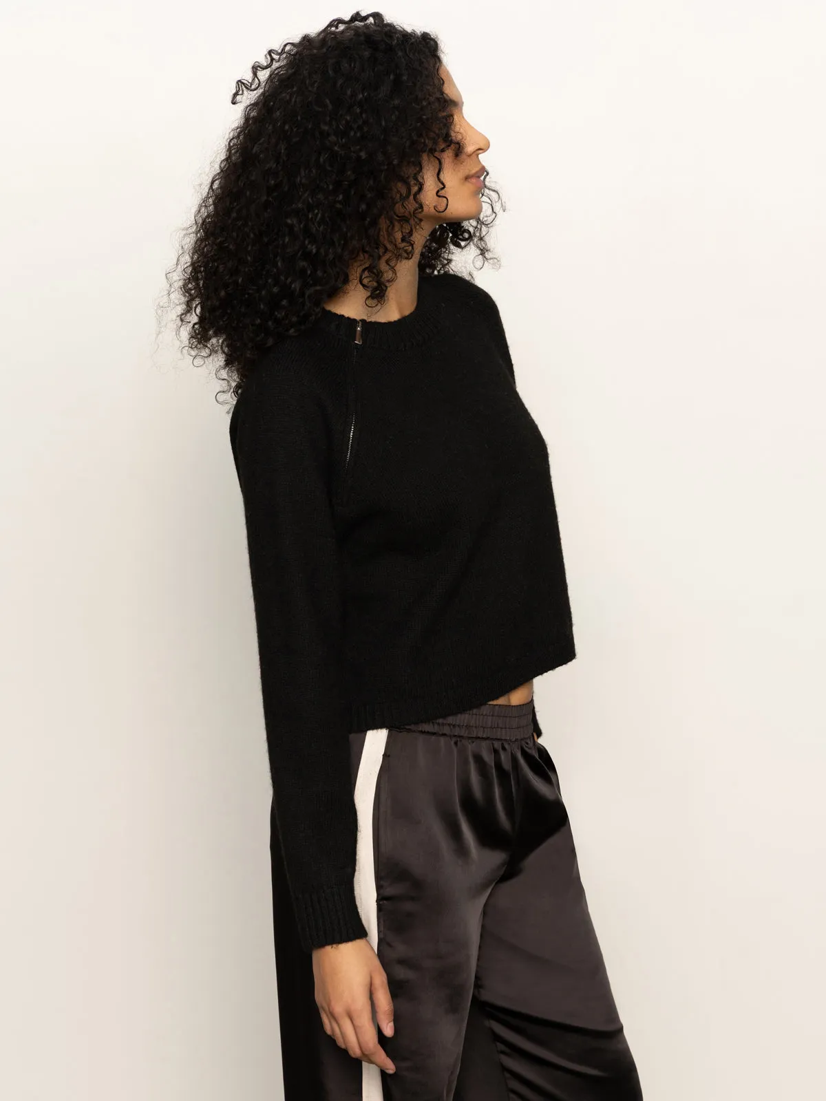 Zip It Sweater Black UltravioletProtectionFabric